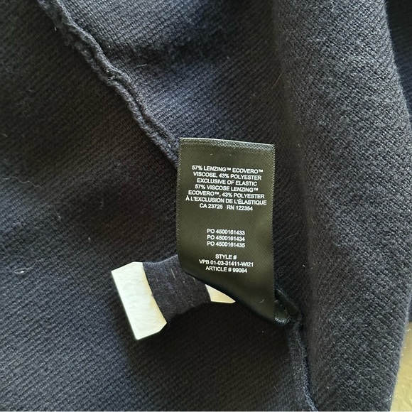 Aritzia Babaton Society Sweater Button Down Collar in Navy Medium - Picture 13 of 13